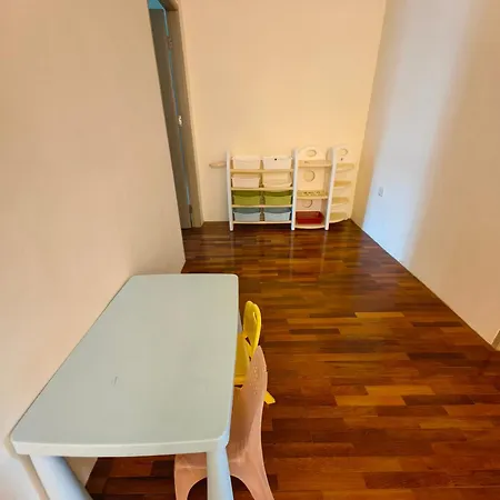 Little Orange Homestay Bintulu Exterior photo
